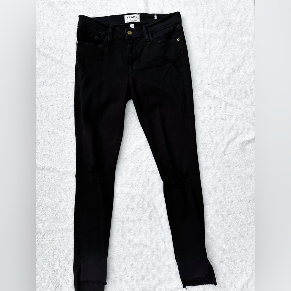 FRAME Le Skinny de Jeanne Mid-Rise Raw-Edge Step Hem Jeans - Picture 2 of 11